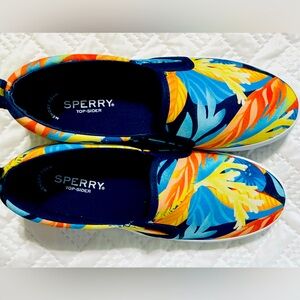 Sperry Slip On Women’s Size 7.5
